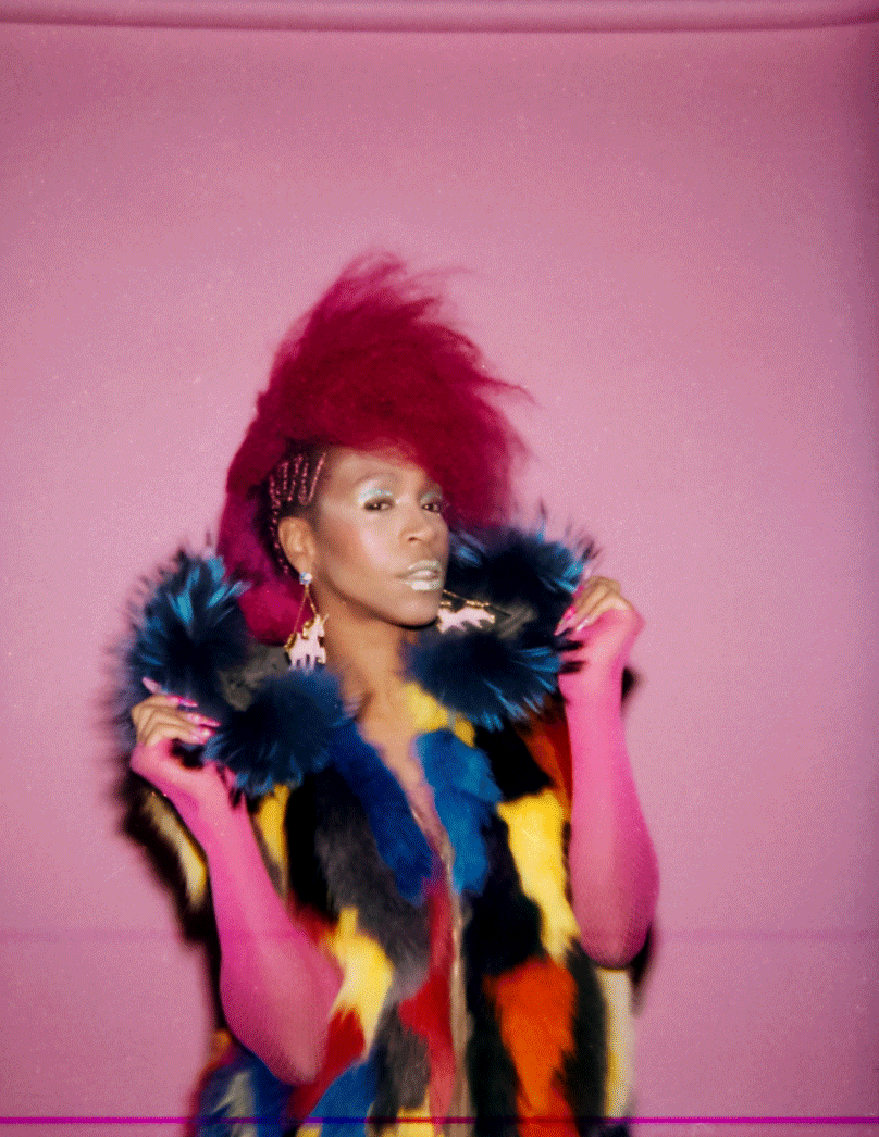 Camila Cornelsen Music Video Karol Conka Lala