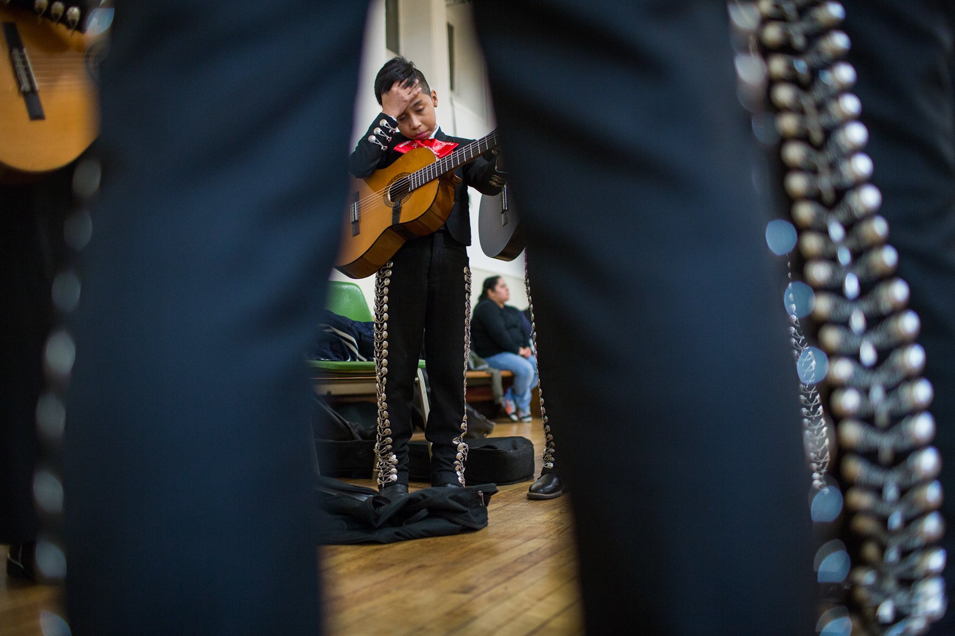 Rafael Valdez rehearses for the presentation at the Fama Awards, a celebration of Latin American music and entertainment. Queens, February 2017.