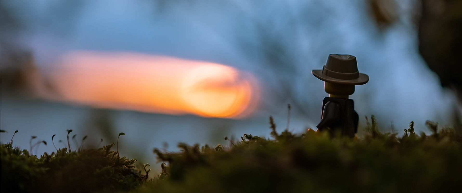 40/52 - Responsibility  when the world is falling apart