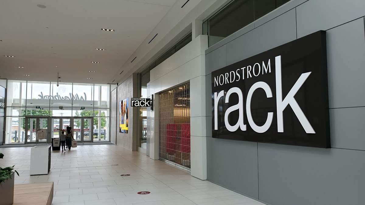 grant linden Nordstrom Rack Willowbrook Mall, Langley BC Canada