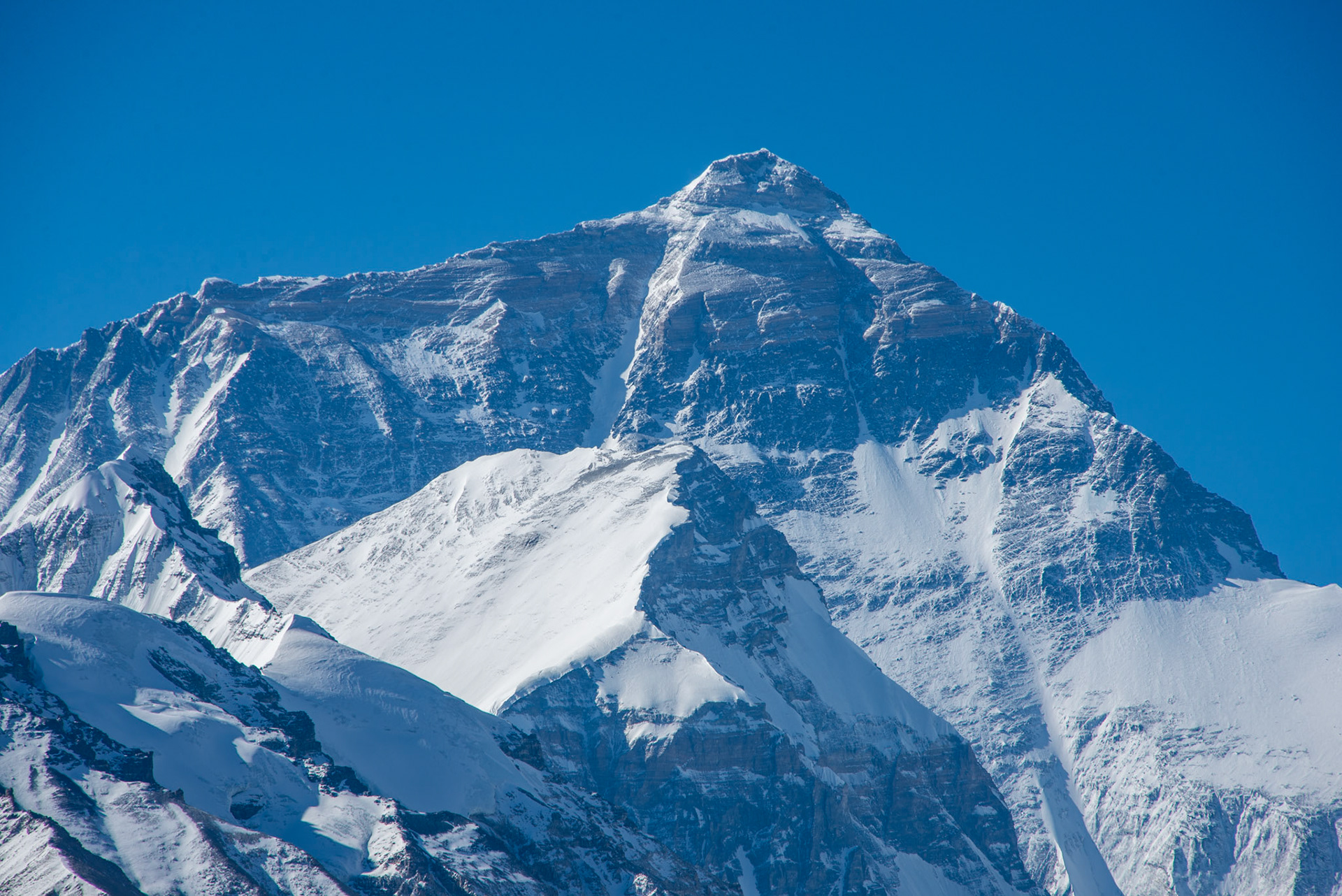 jamie-lewis-24-mt-everest-aka-chomolungma