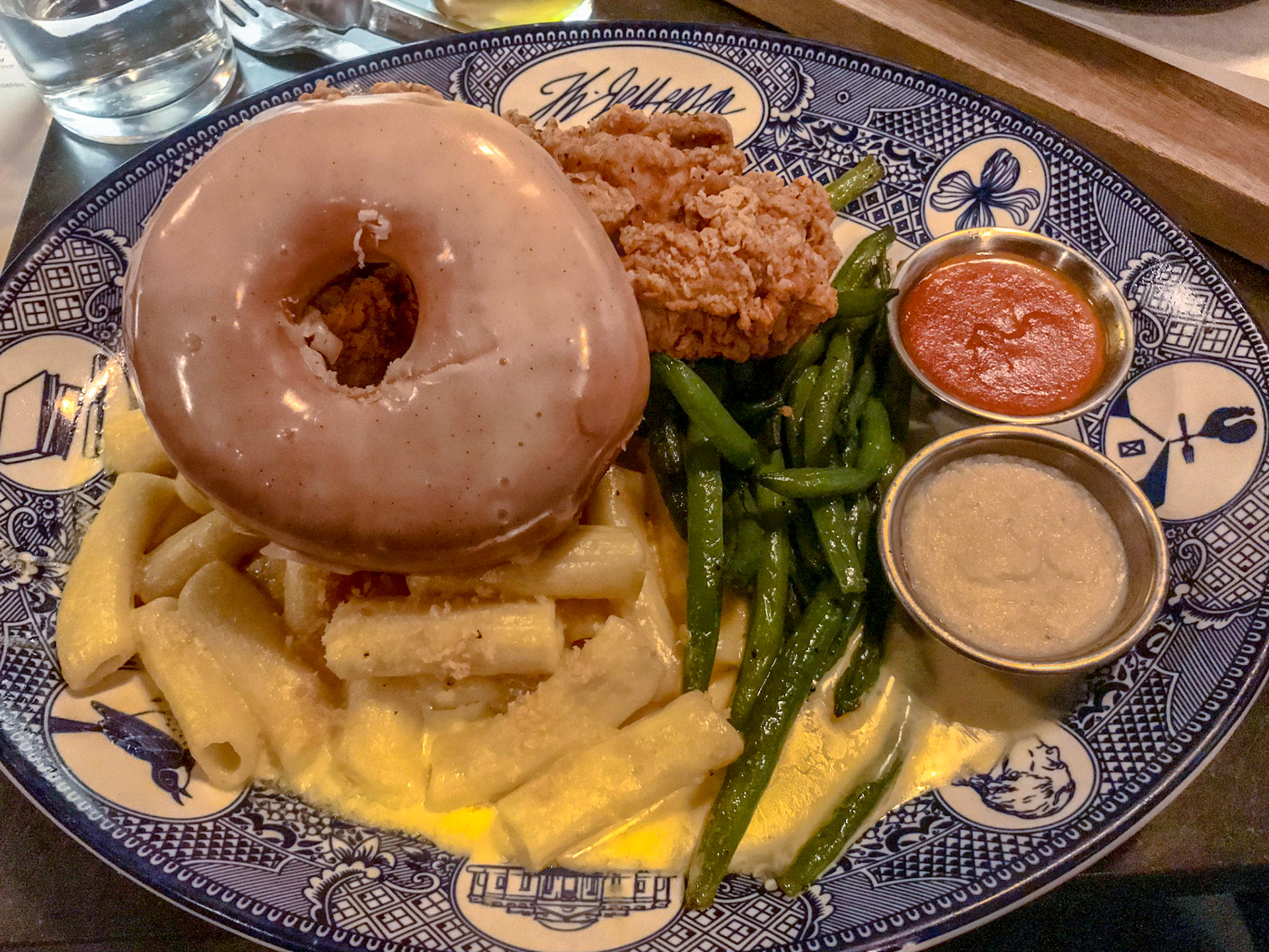 Is this the most 'calorific' meal I have ever eaten? Fried Chicken, Mac and Cheese, green beans and yes, a massive glazed doughnut on top. In my defence, I did not eat the doughnut nor the mac and cheese.