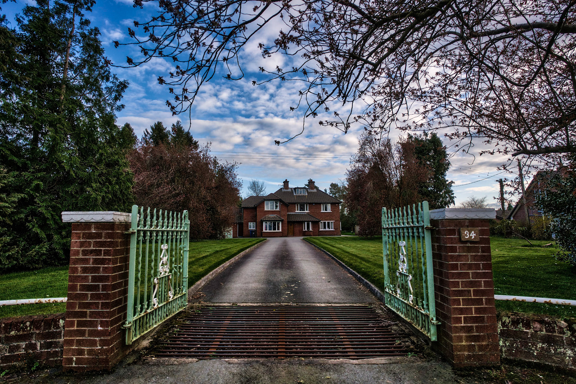 I just love this house