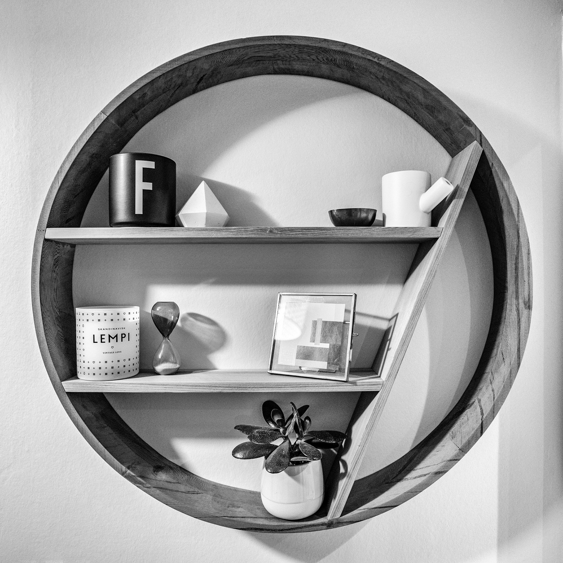The 'round' shelf