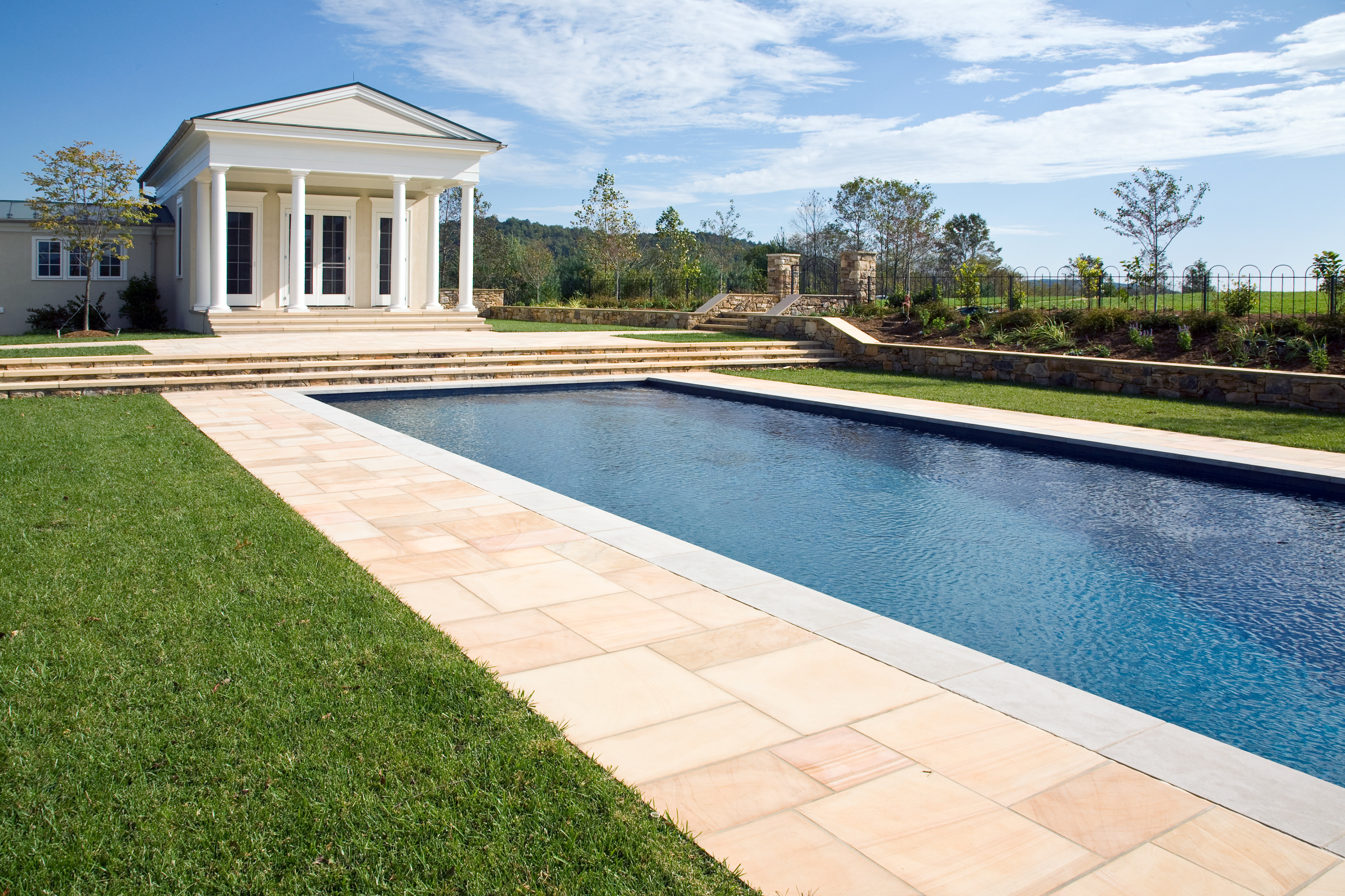 Pool & Pool House