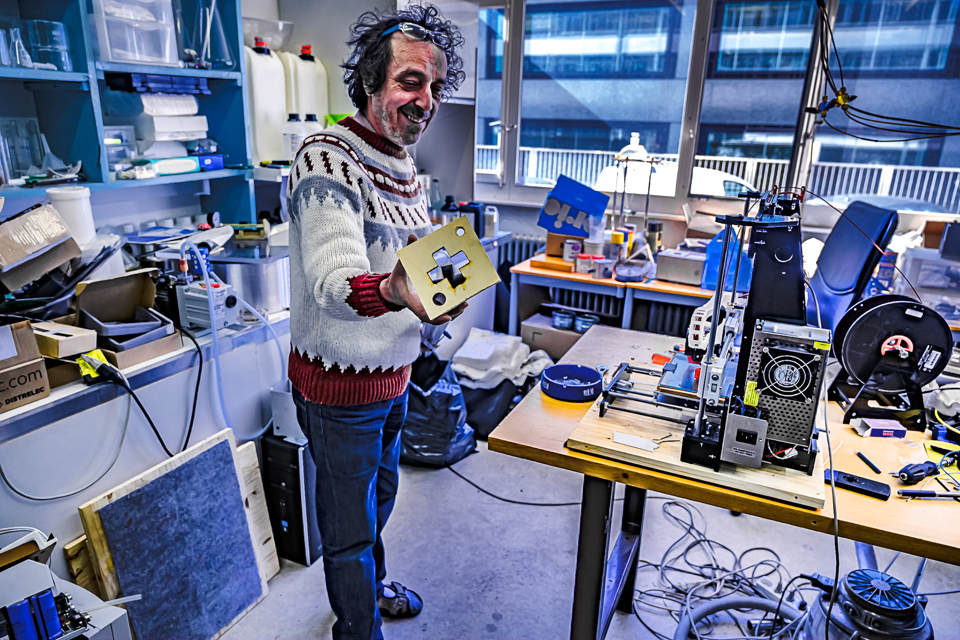 Arthur Electronicien Multimédia et Polyvalent