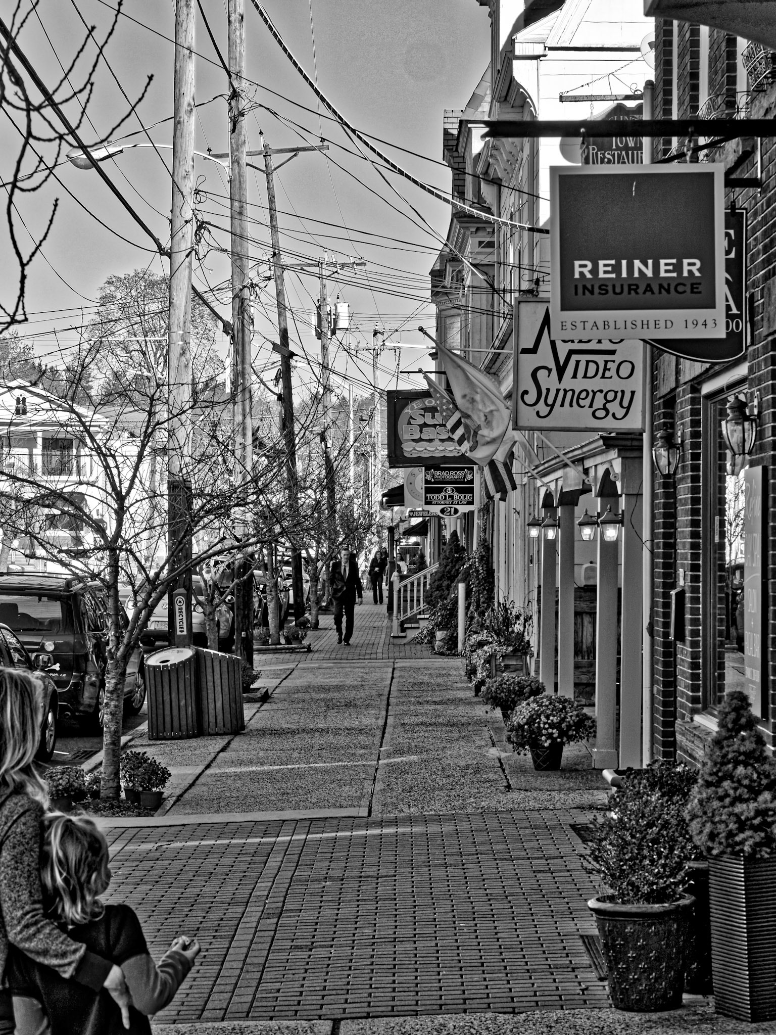 Black & White 00024