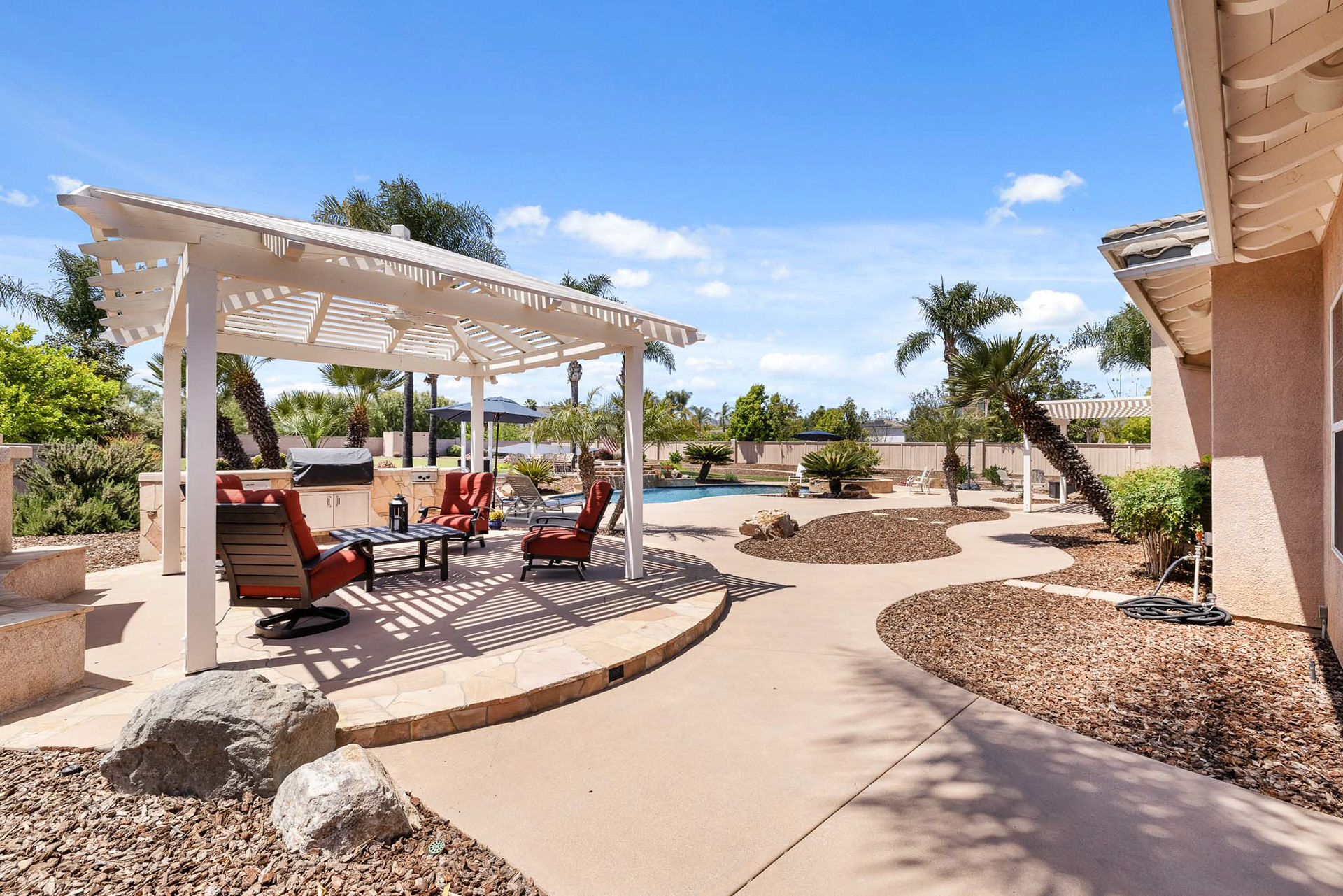 1751 Victoria Way