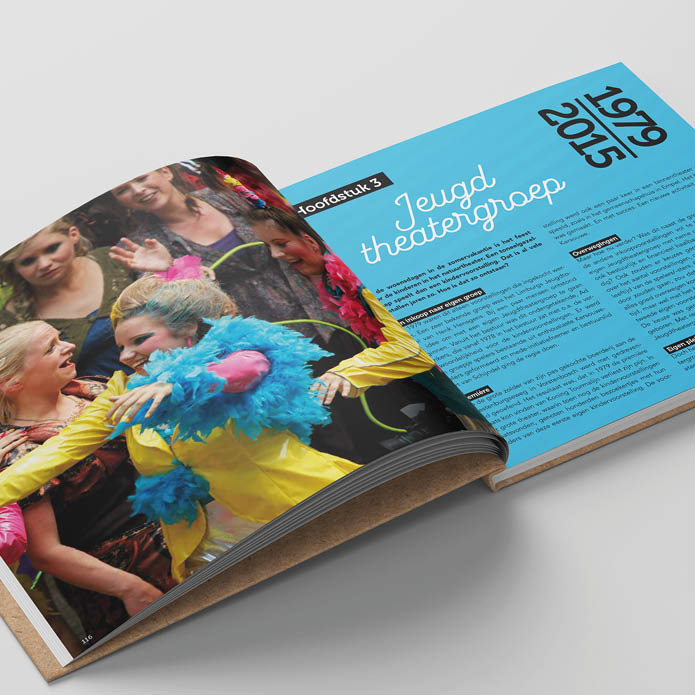 Kersouwe jubileumboek ontwerp jeugdtheatergroep