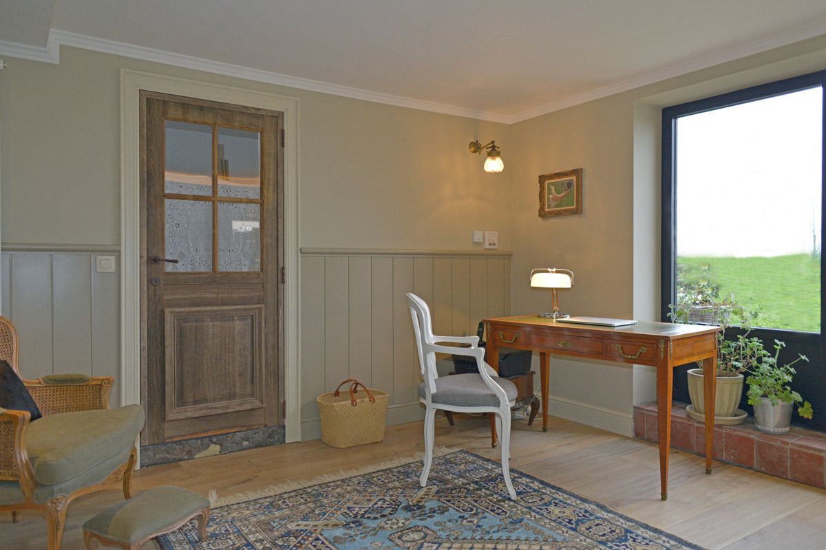 porte ancienne - moulures & autres finitions