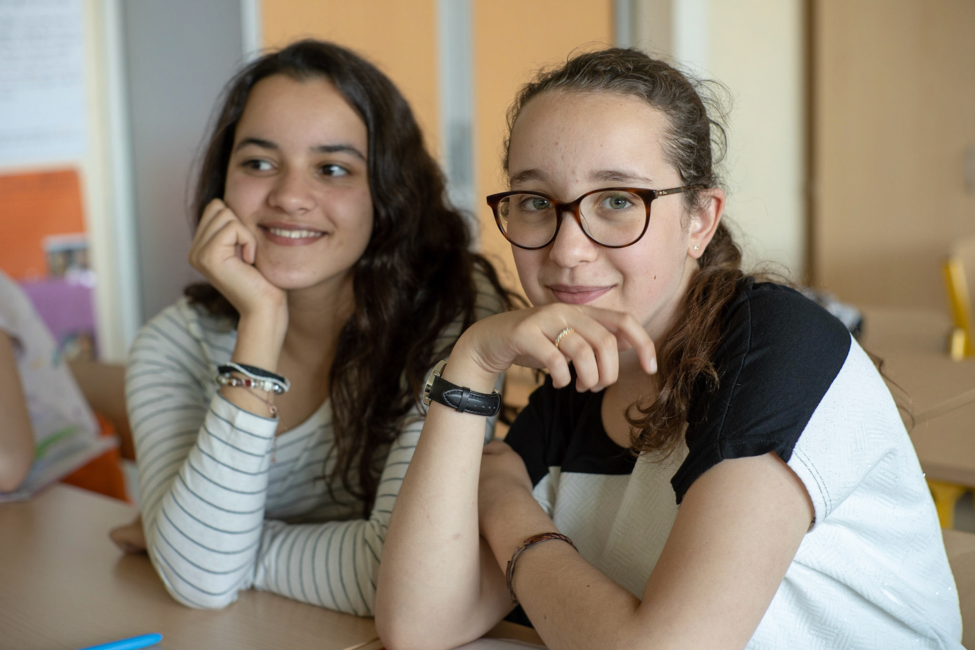 Ines et Sarah au collège de Noisy-le-Sec.