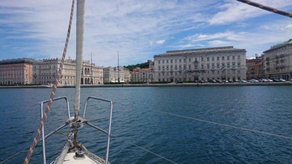 Trieste dal Golfo