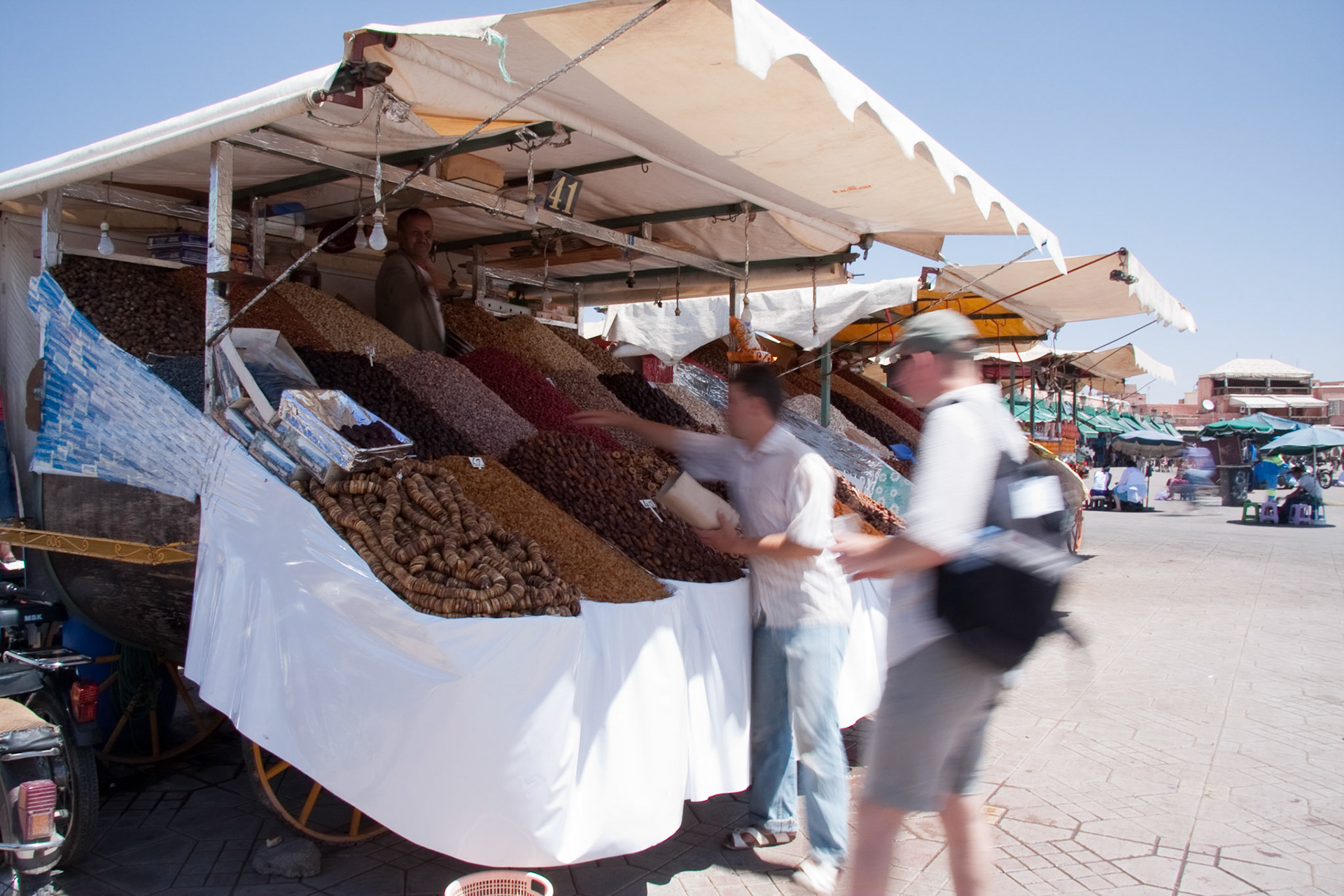 Buying dried fruits