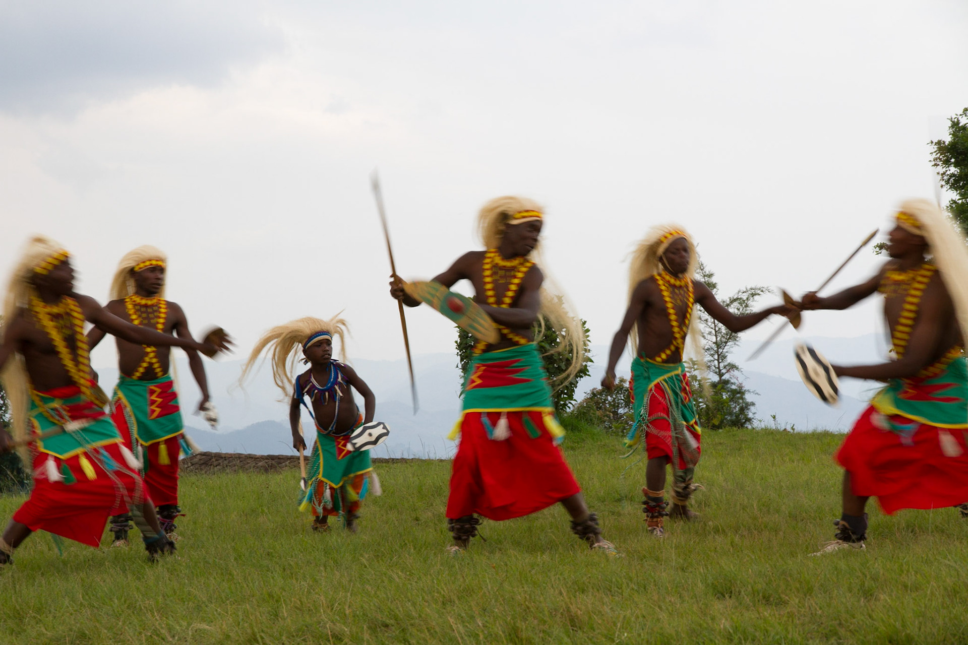 Intore dance group at the lodge