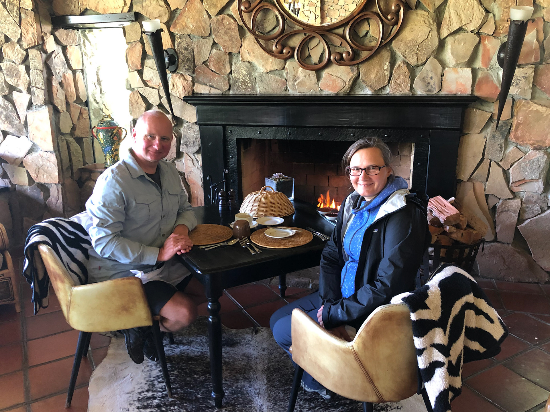 Breakfast by the fire at Makana, Bushmans Kloof