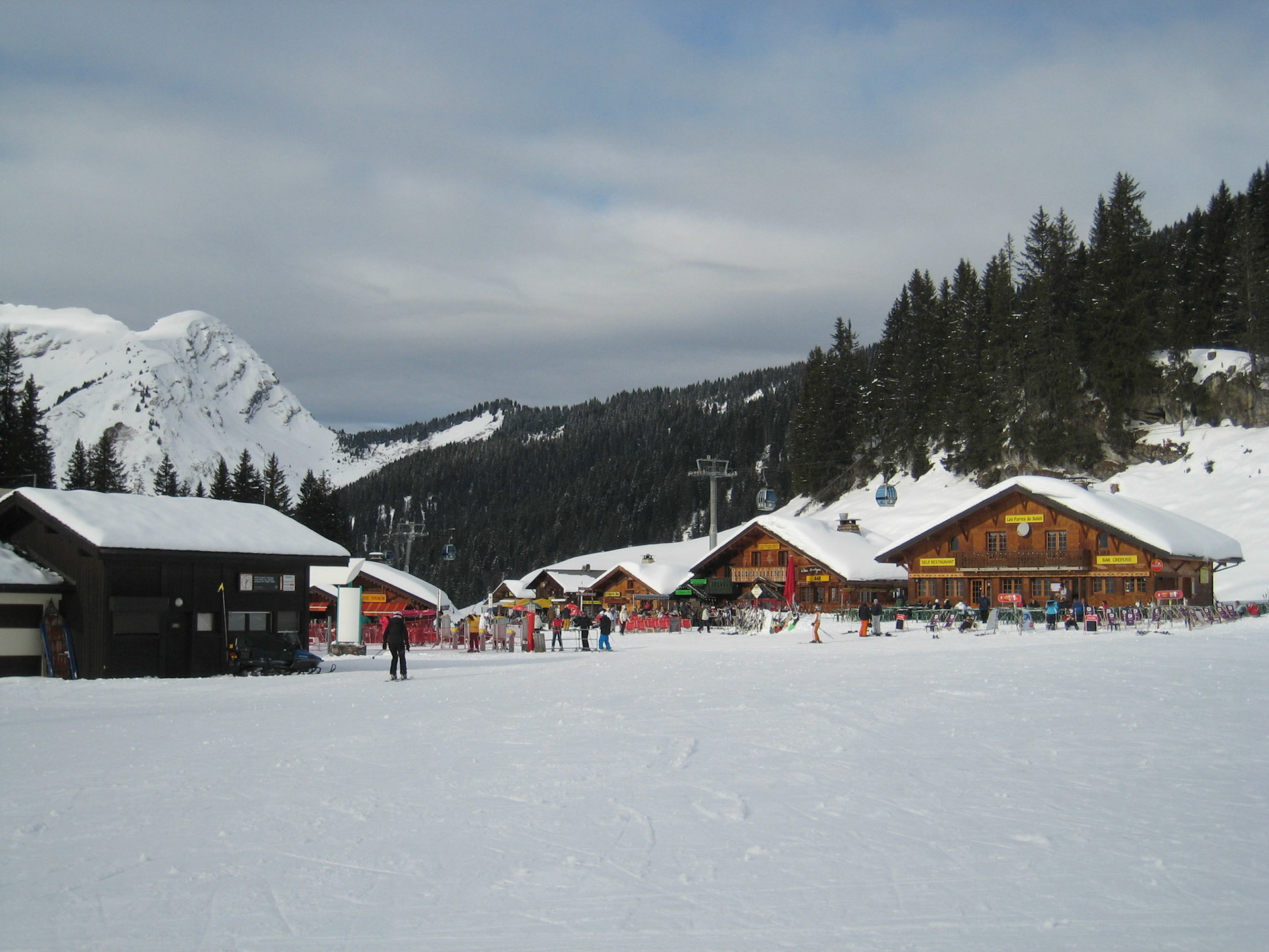 Base at Les Lindarets