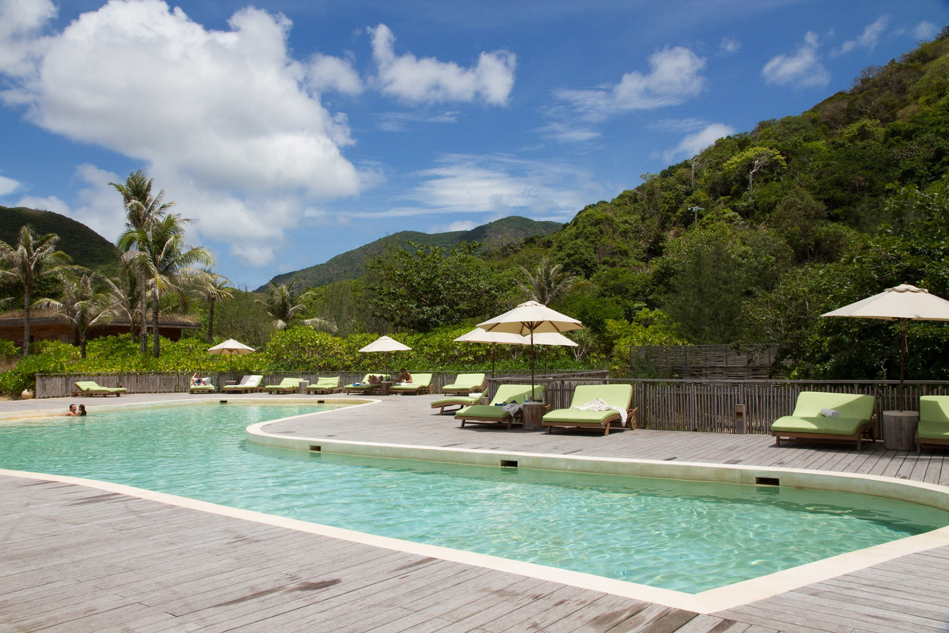 Pool at Six Senses