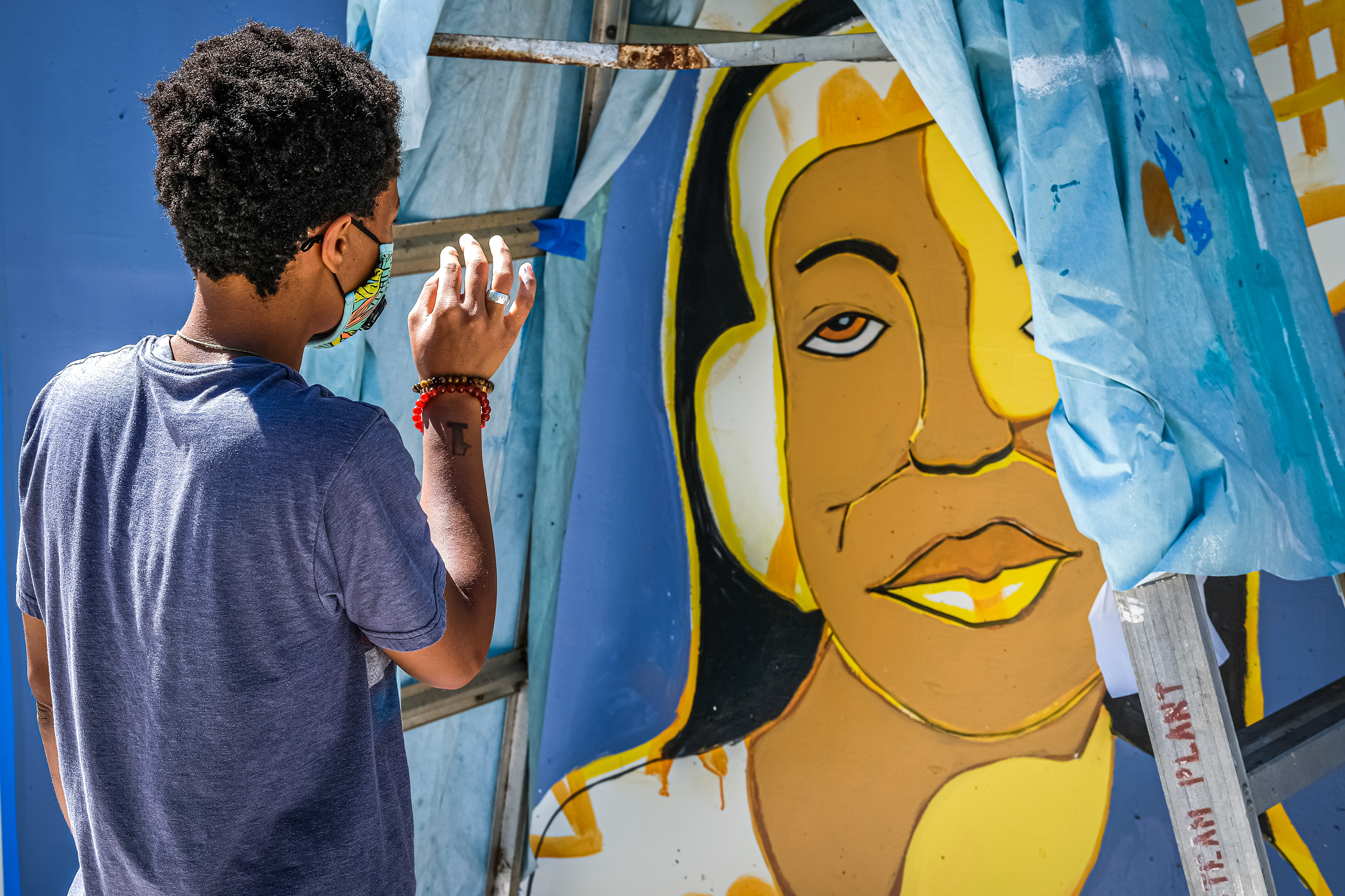 Sabrina Davidson SDSU Muralist