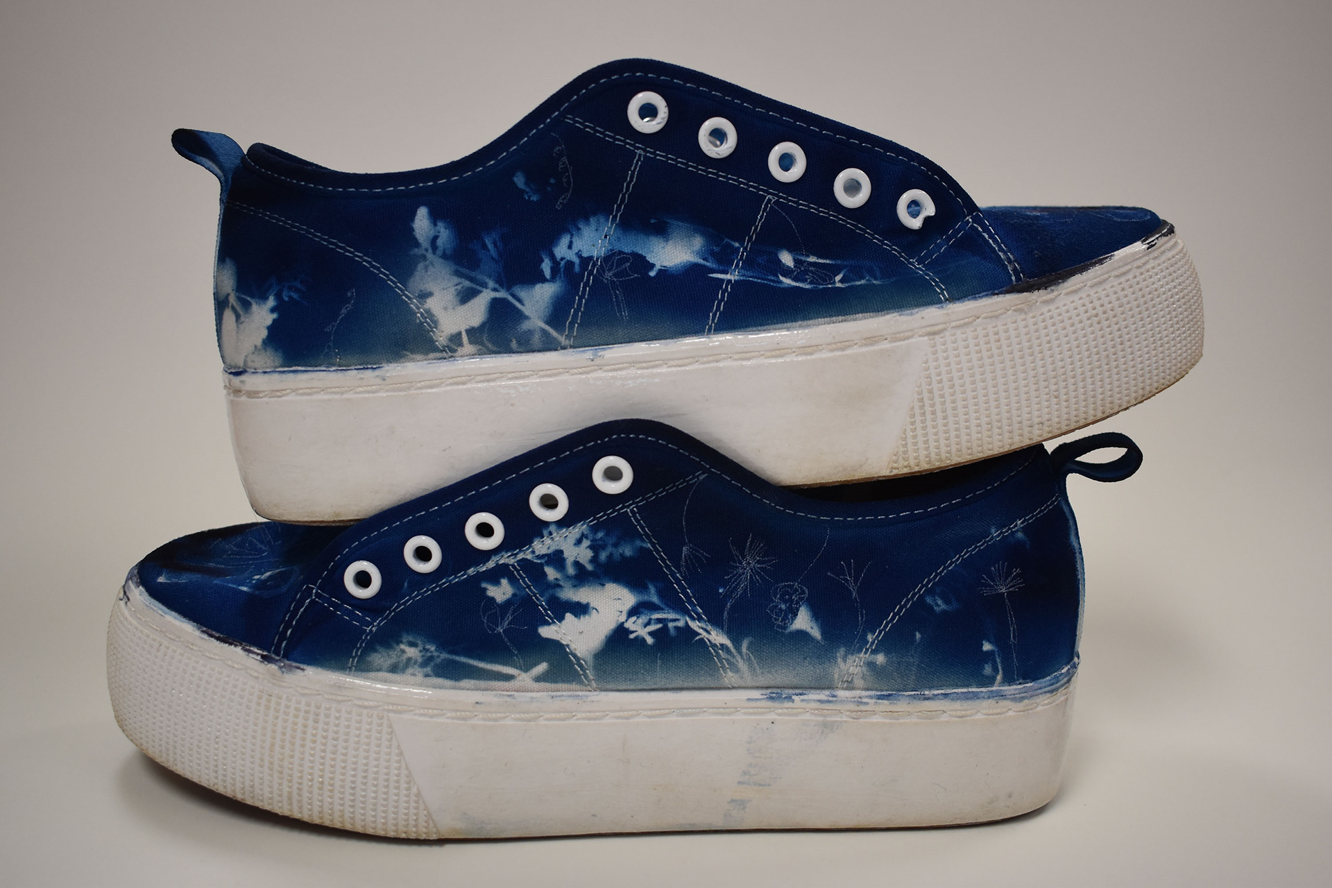 Kerry Sponseller, Walk A Mile, Fashion, Magnificat High School, Educator: Alecia Janosik, Grade 11,  Honorable Mention