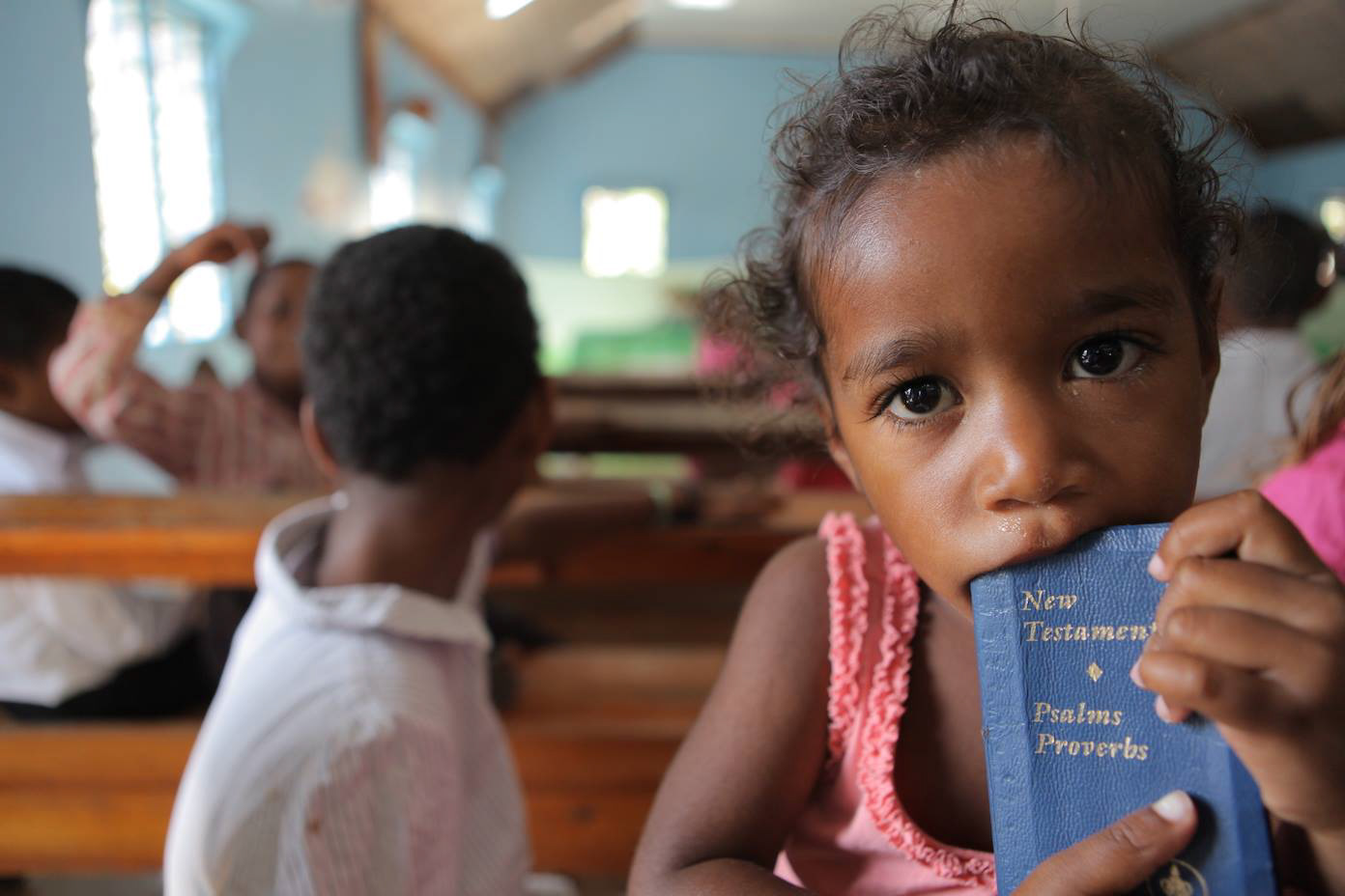 Dans l'église du village de Yalobi, Fidjis - 2014