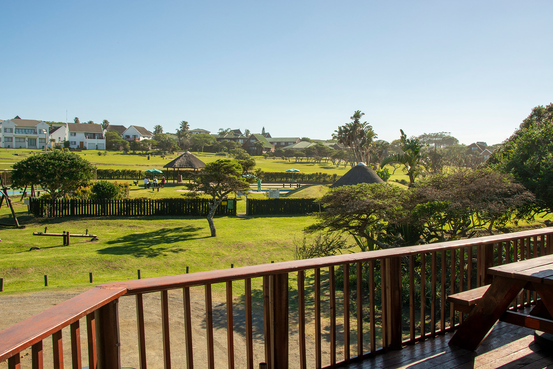 Cove Rock Country Estate GALLERY