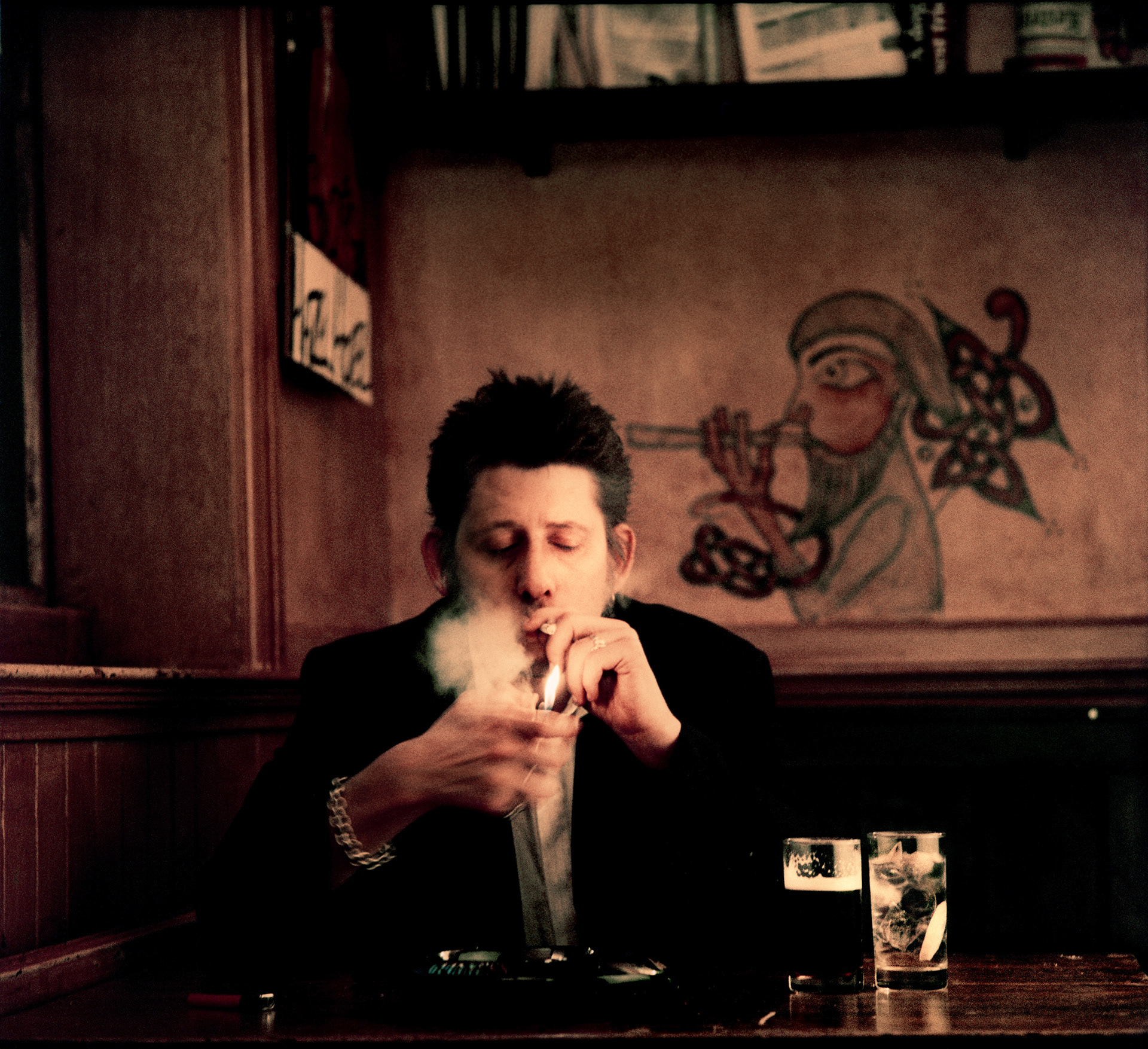 Shane MACGOWAN feat. Friends — you're the one