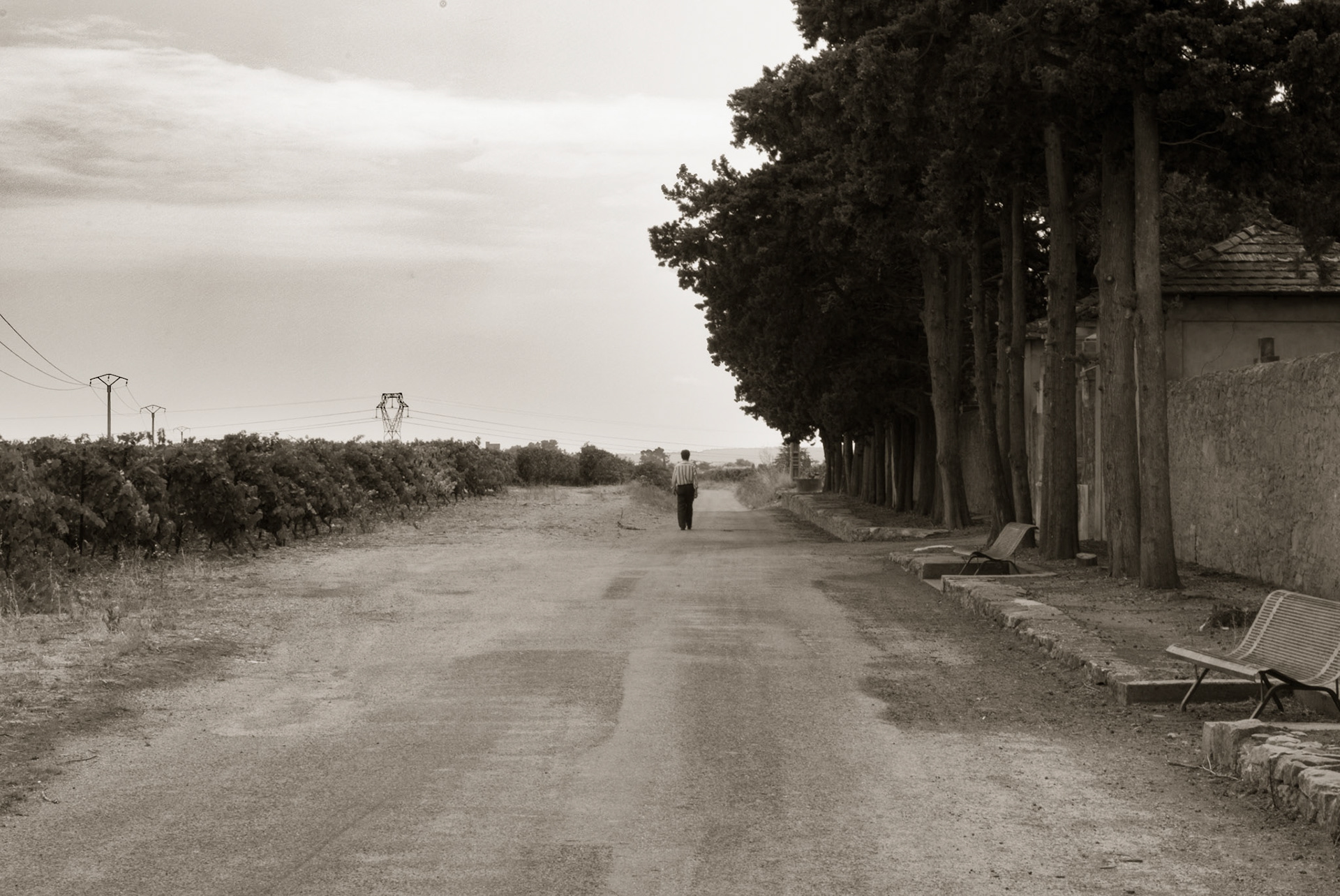 Am Friedhof von Siran