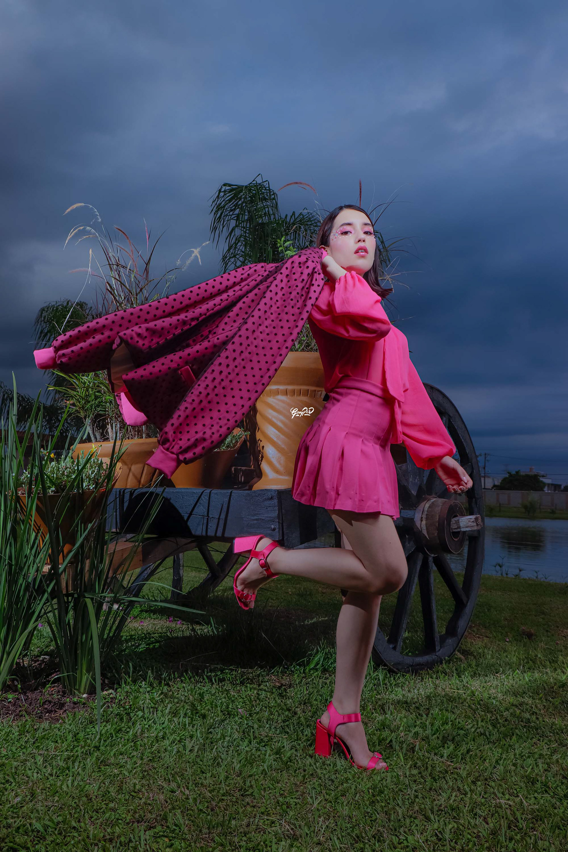 Foto: Antonio Gómez MUA: Ariadna Beltrán Modelo: Diana Islas Diseño: Mary Carmen Sánchez Vidal