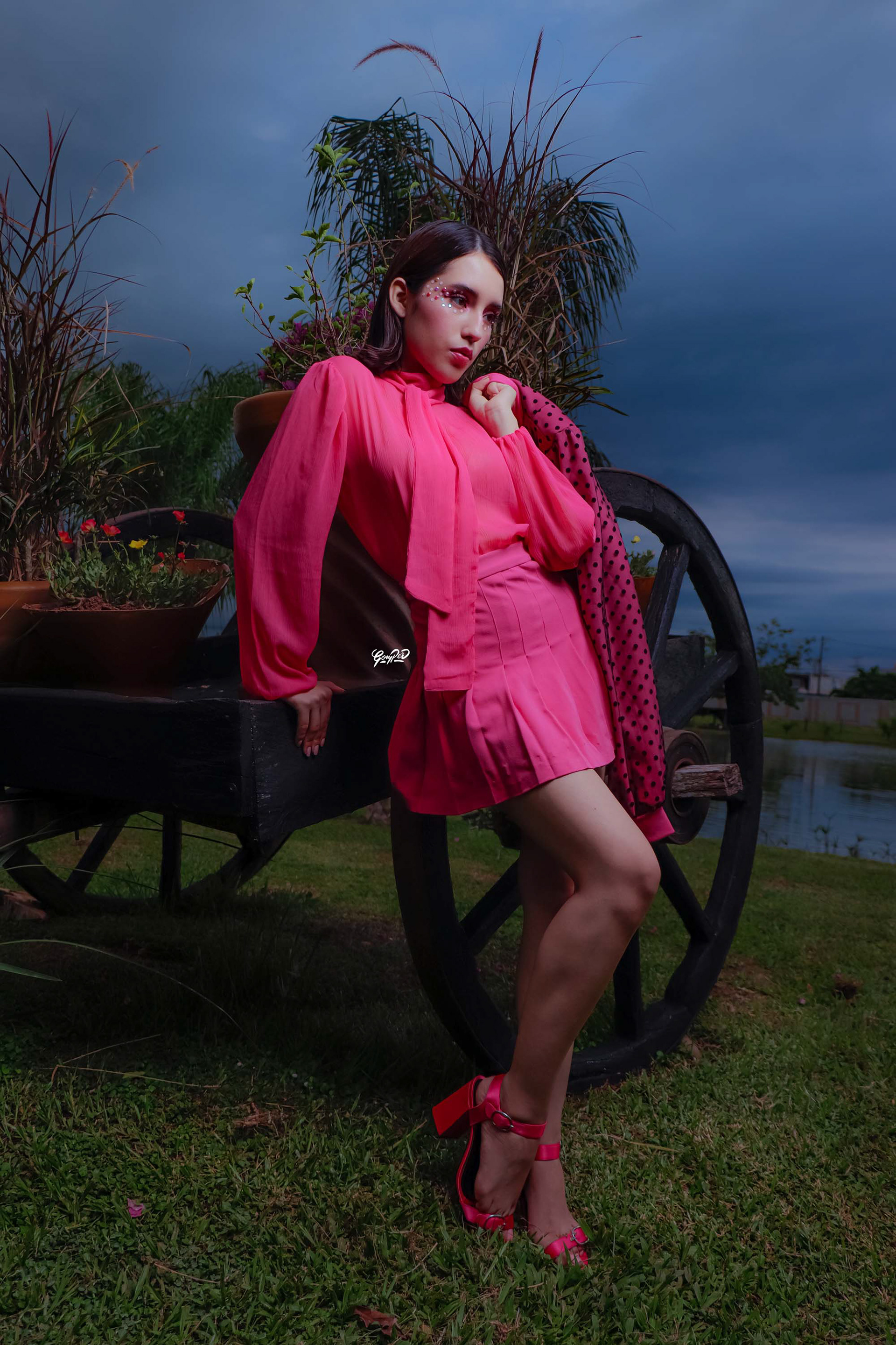 Foto: Antonio Gómez MUA: Ariadna Beltrán Modelo: Diana Islas Diseño: Mary Carmen Sánchez Vidal