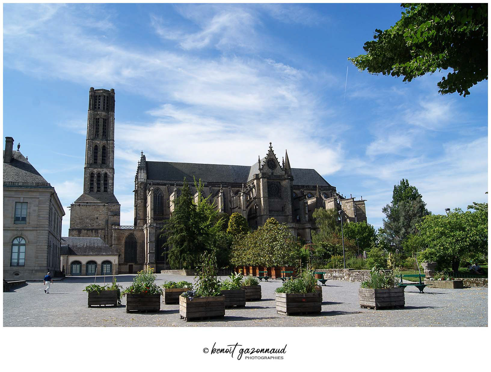 Cathédrale Saint Etienne, jardin de l'évêché