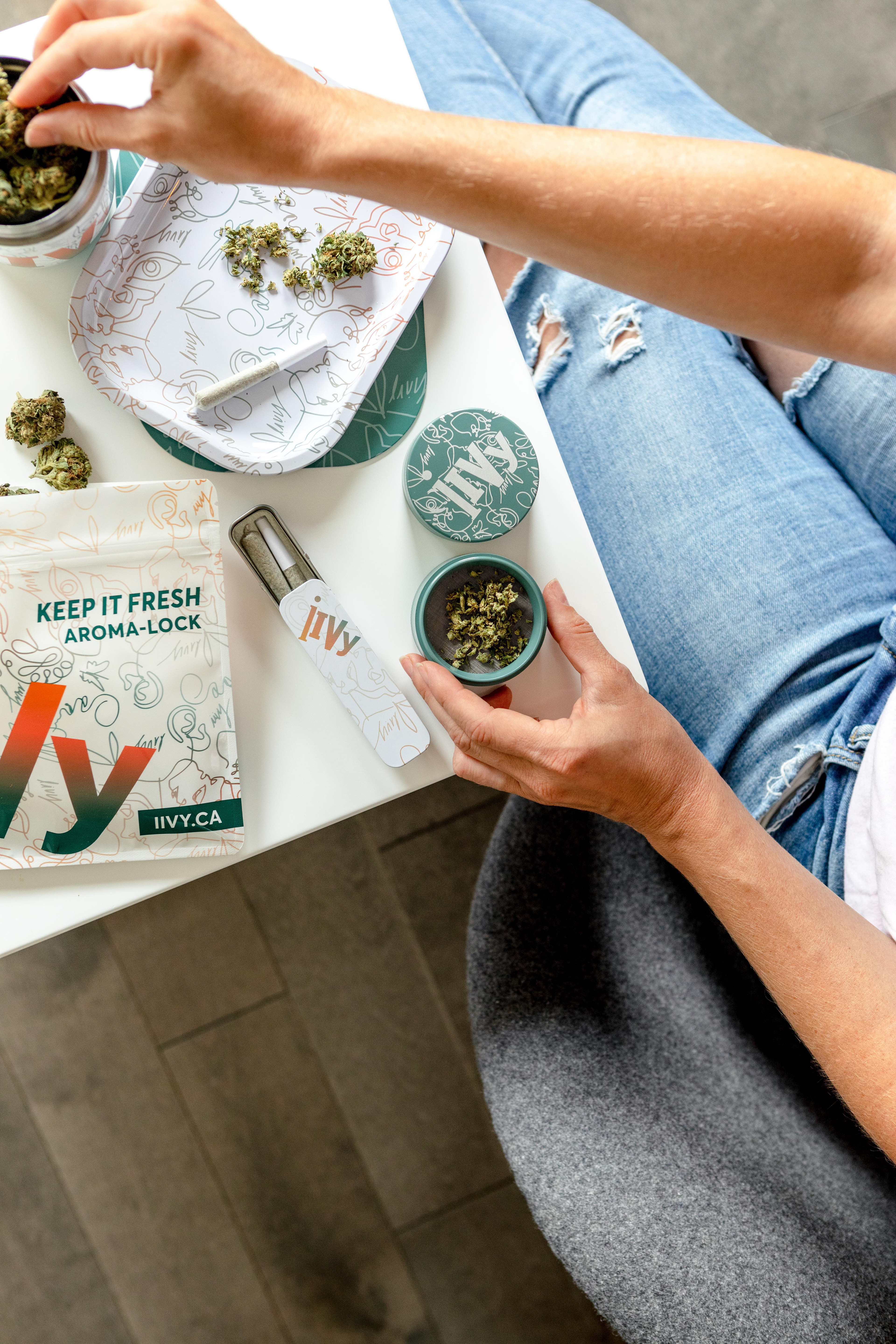 Social media product photographer - cannabis accessories