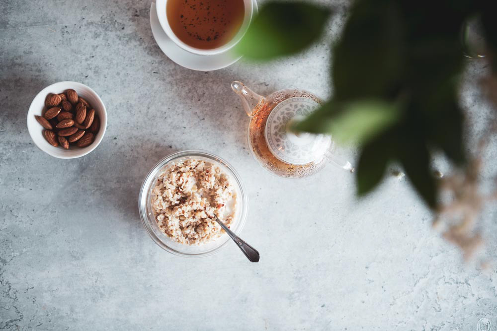 Professional photos for social media - almond oatmeal