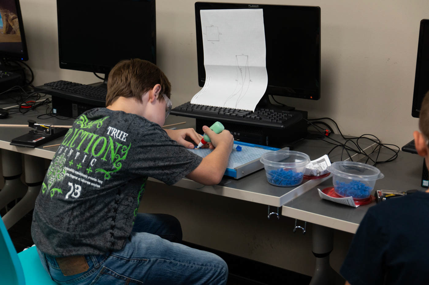 September 23, 2019 | STEM Lab at Sweeny Jr High School. Photos taken for The Facts.