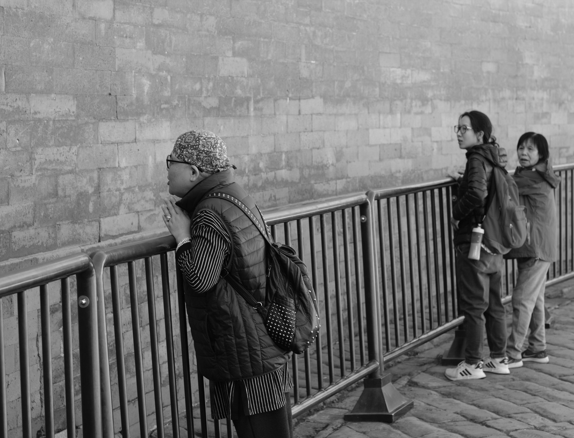 Echo wall at Tian Tan Park, Beijing