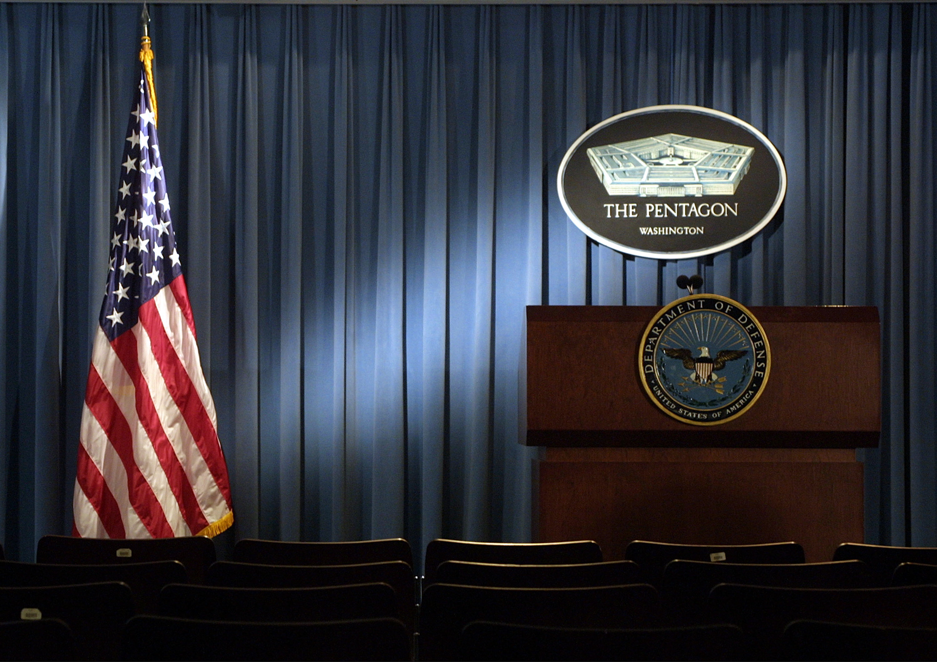 Maureen Stewart | Design Stew - Pentagon Briefing Room Redesign