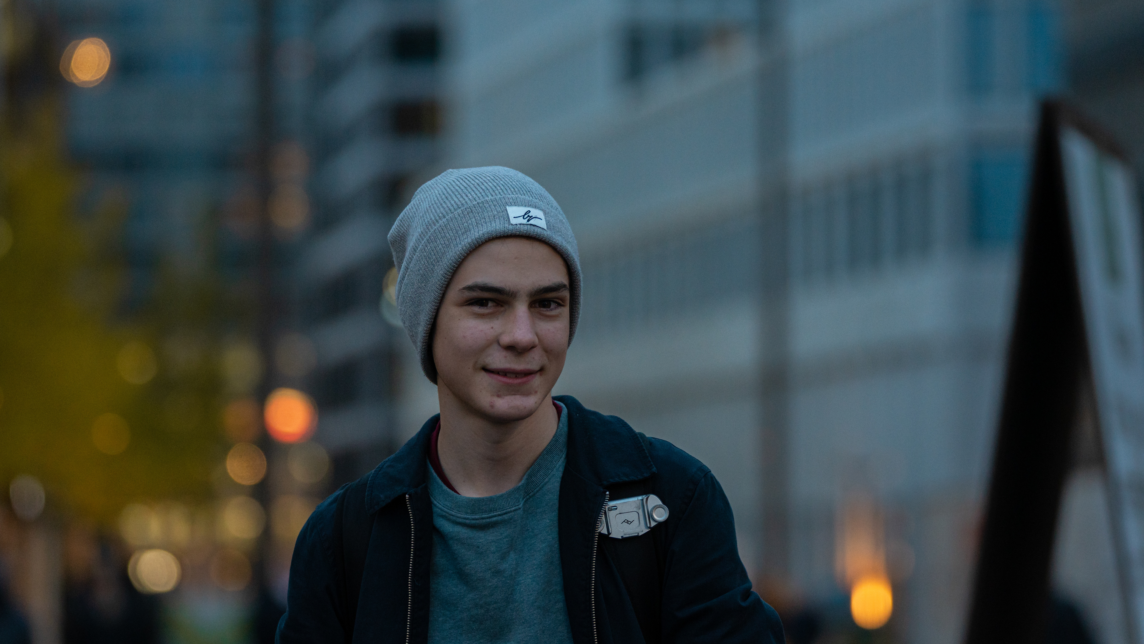 Instagram: _jon_t