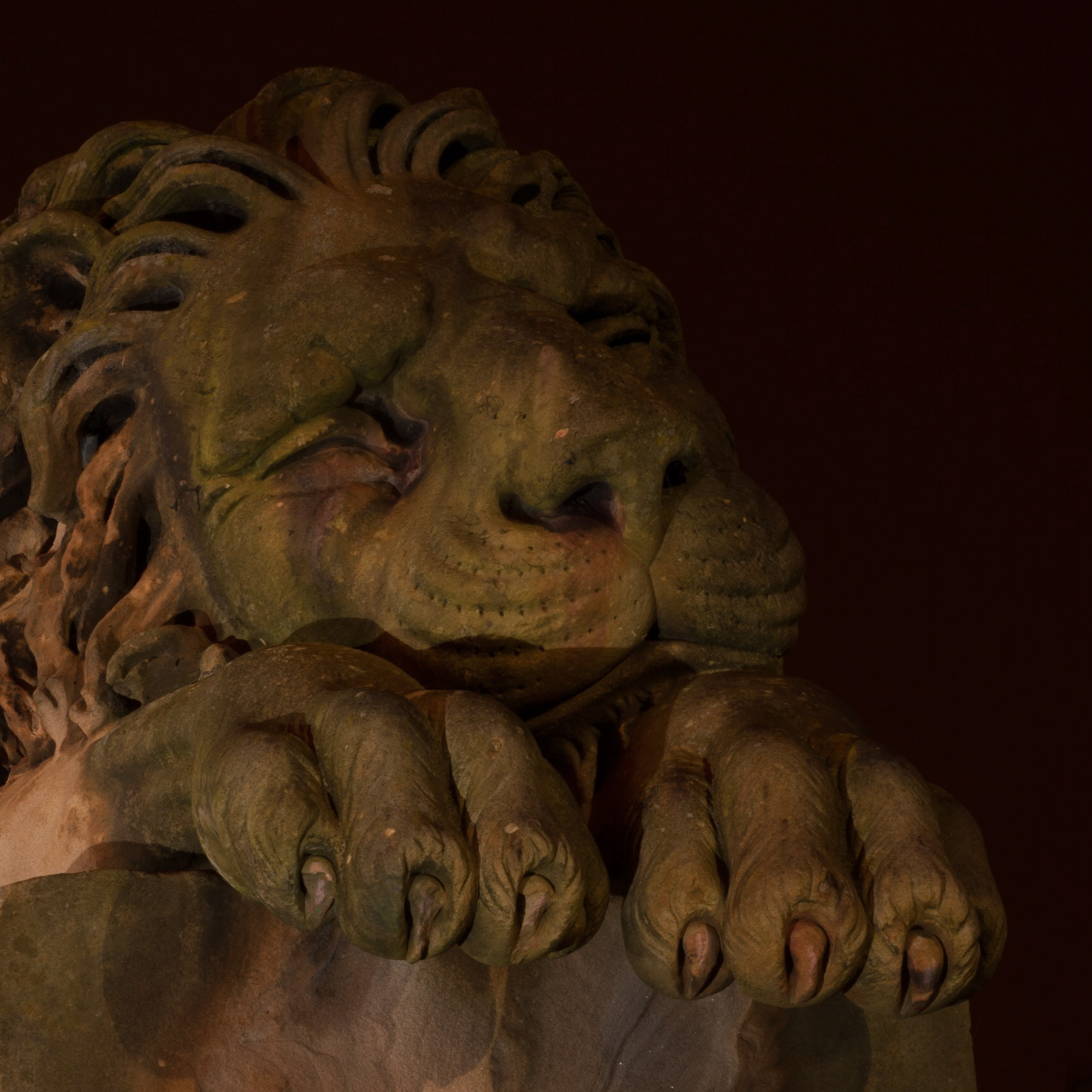 Hamilton Mausoleum - Lion
