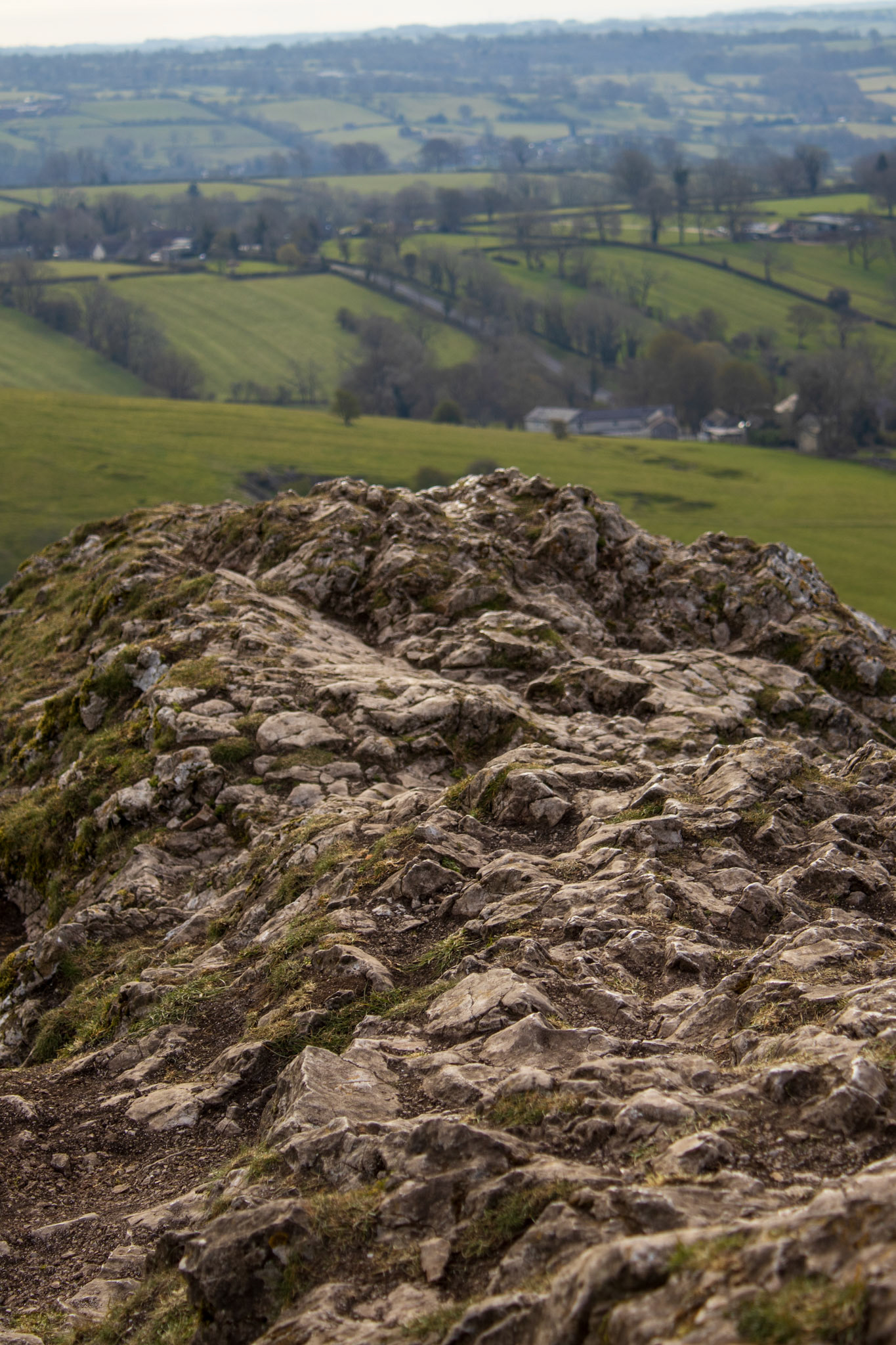 Rocks at the top of Thorpe Cloud looking East