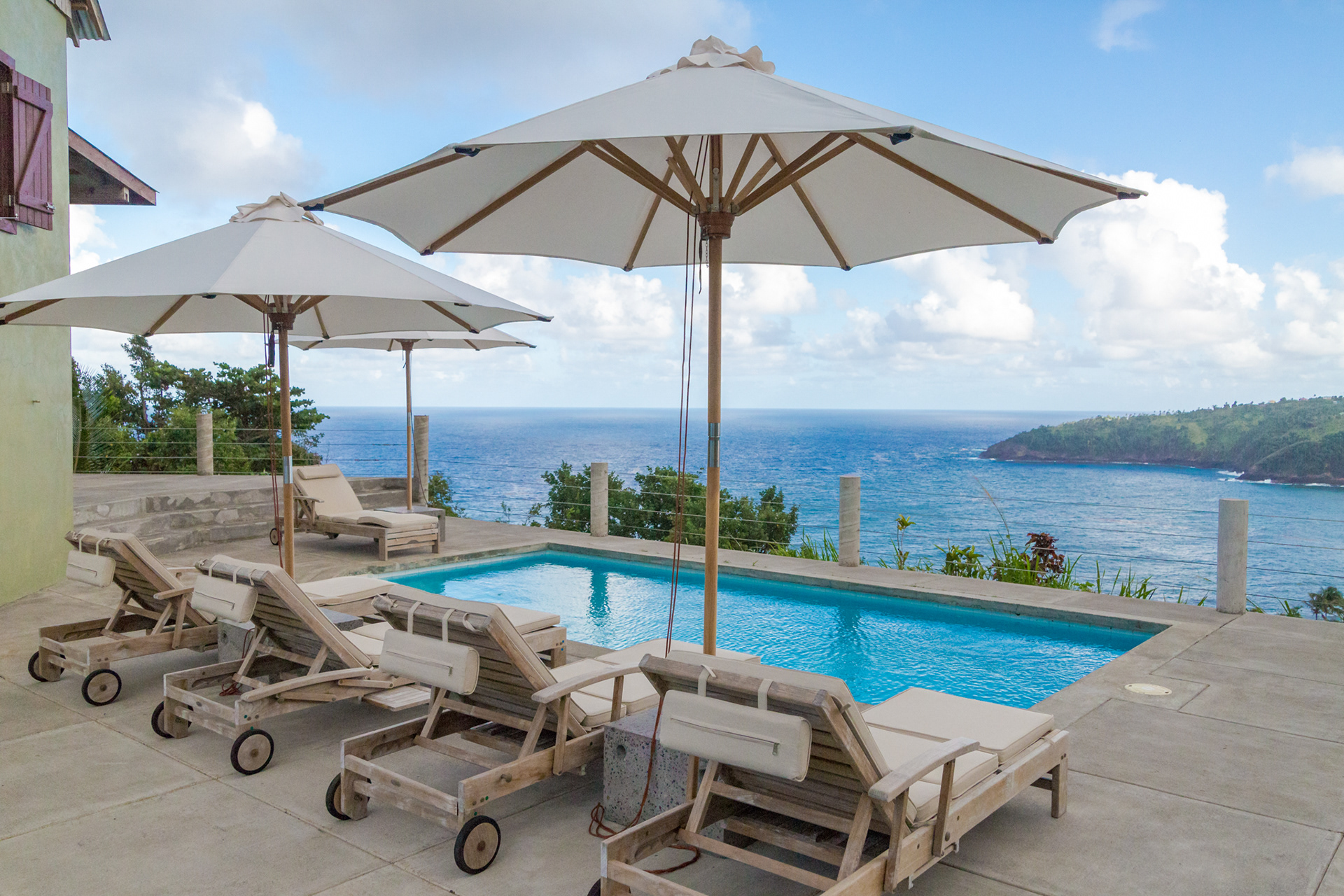Breezy Bluff Villa