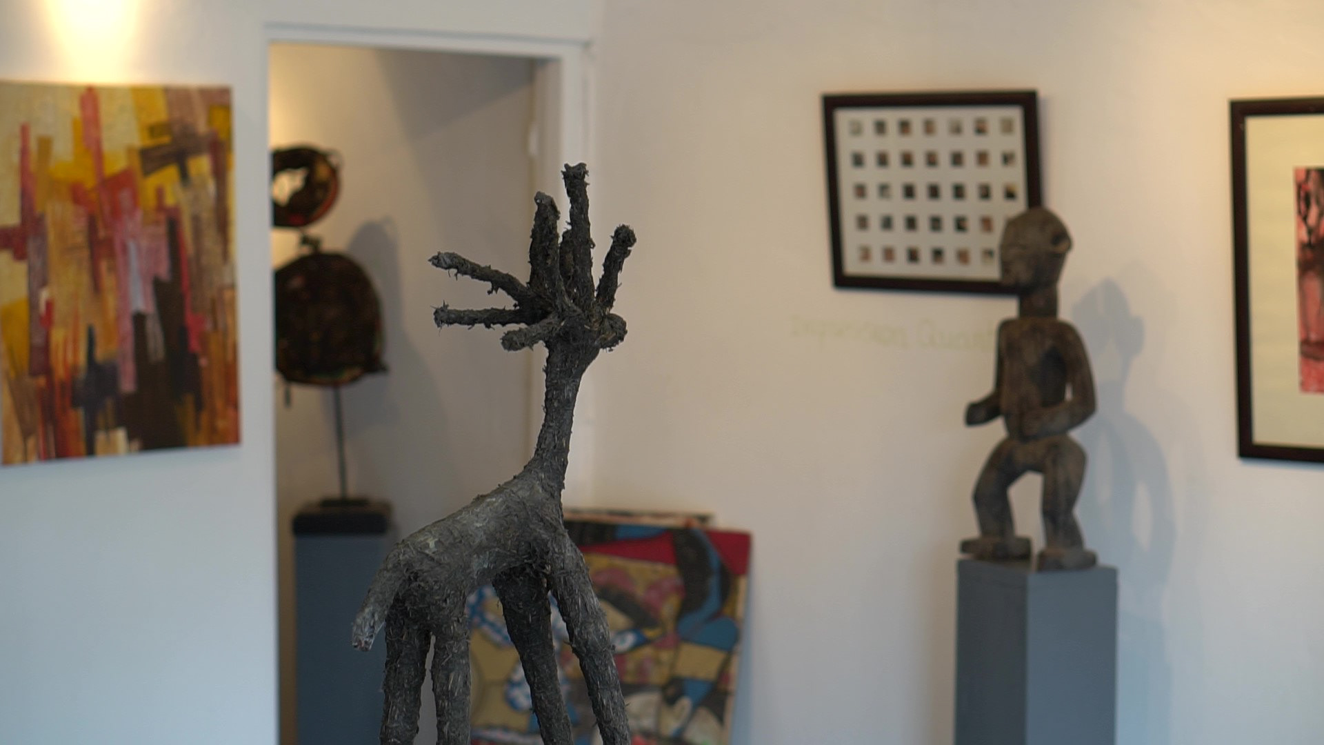 Intérieur de la galerie AF, Lomé