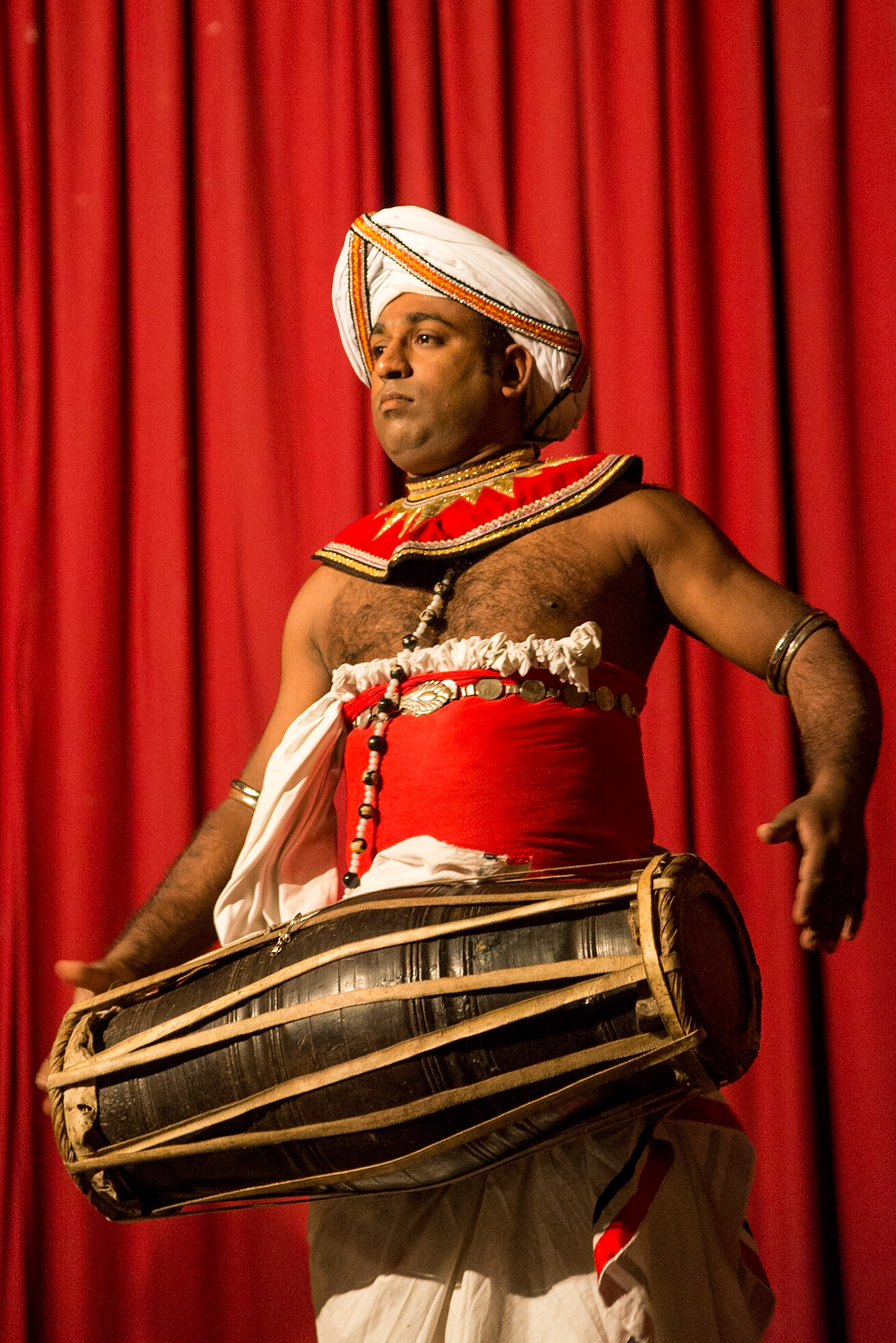 Sri Lanka, Kandy, Kandayan Dance show