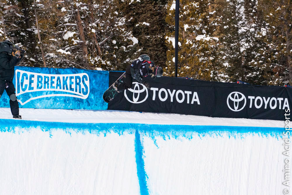 PyeongChang 2018 Gold Medalist Chloe Kim tail grabs her 540*