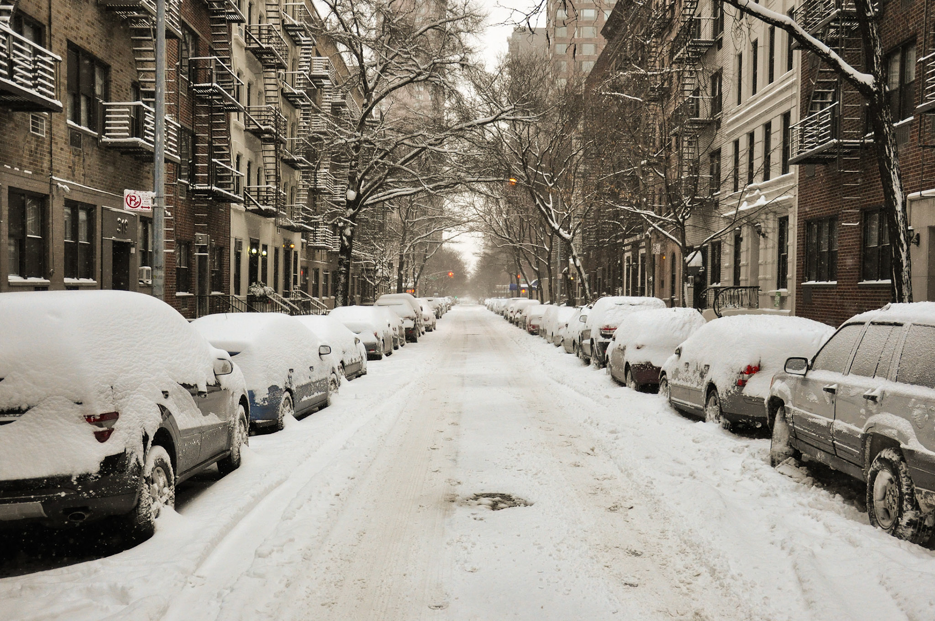 The snow plows haven't been down 90th st yet.