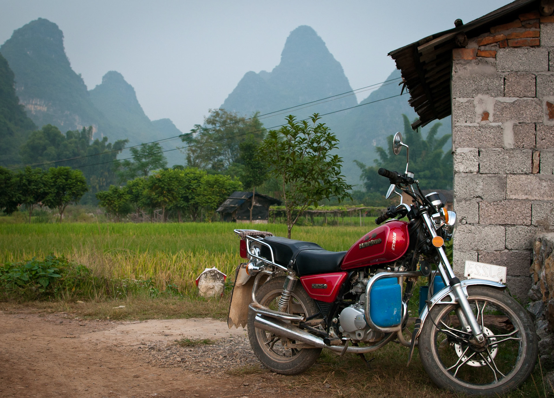 Countryside near Yangshuo (Guanxi, China)