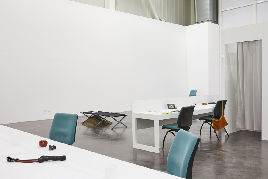 Emmanuelle Lainé, Suspension Volontaire de la Crédulité, Panorama 2019, exhibition view, Credit : Jeanchristophe Lett