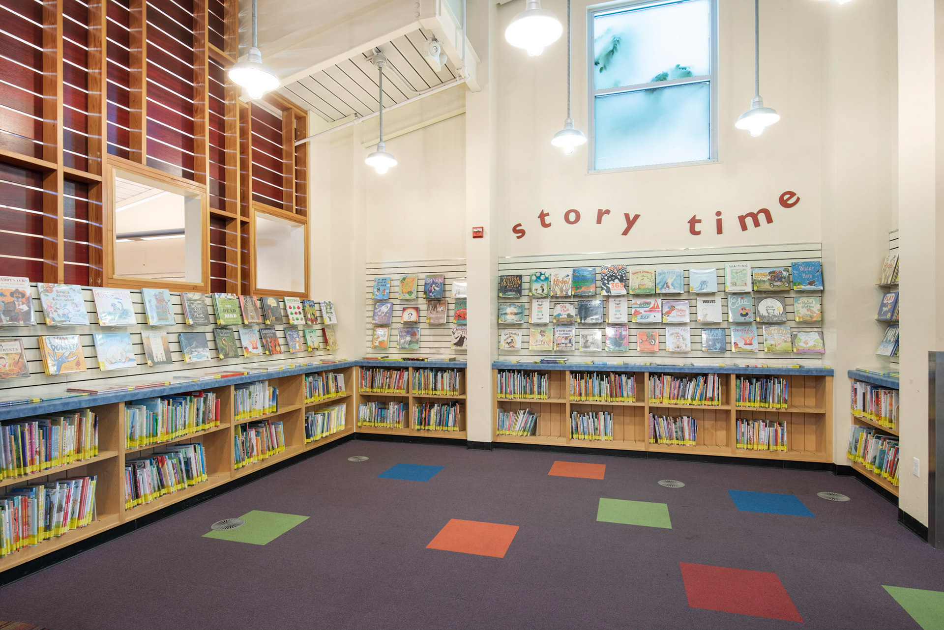 San José Public Library Tully Community Branch