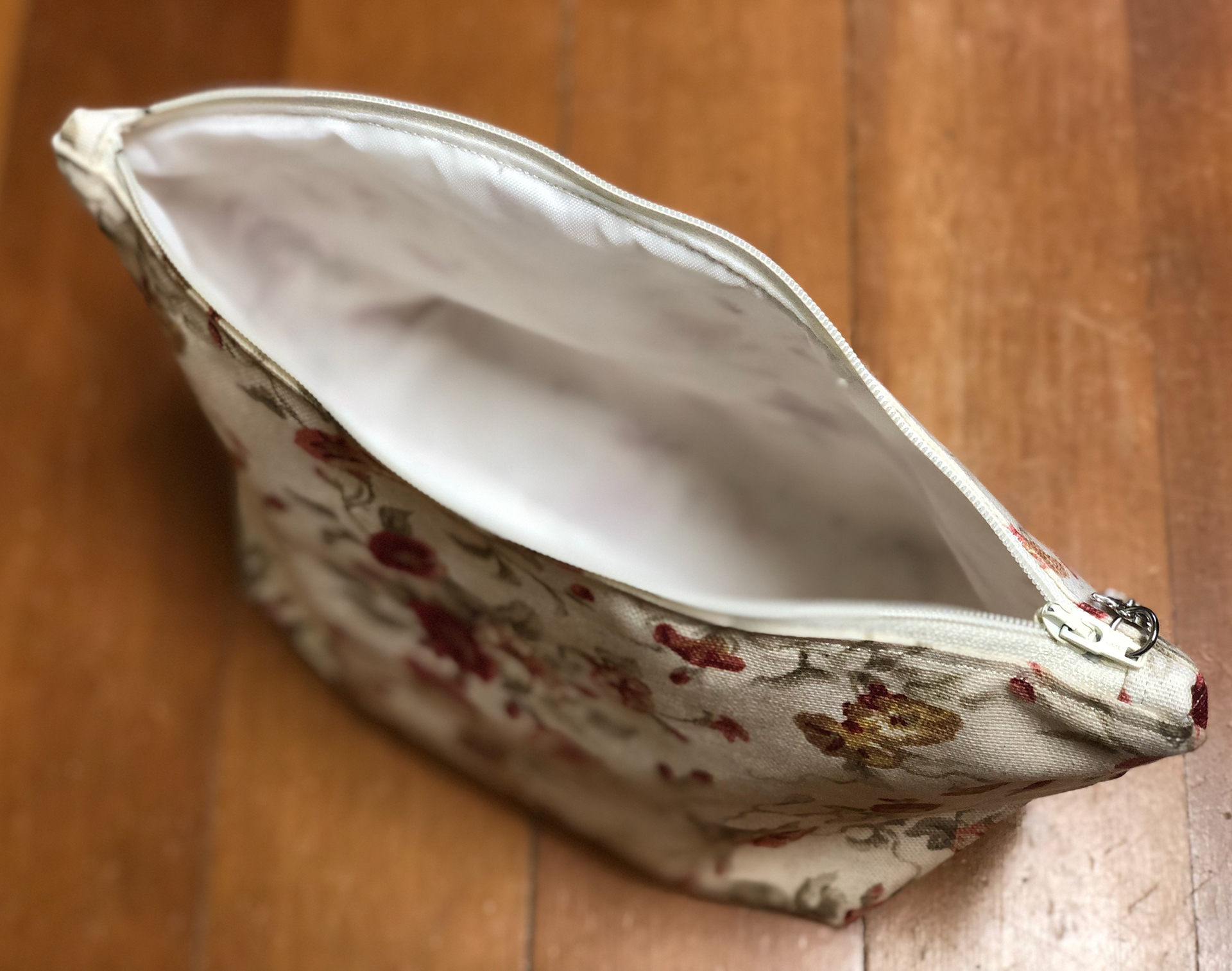 Makeup bag