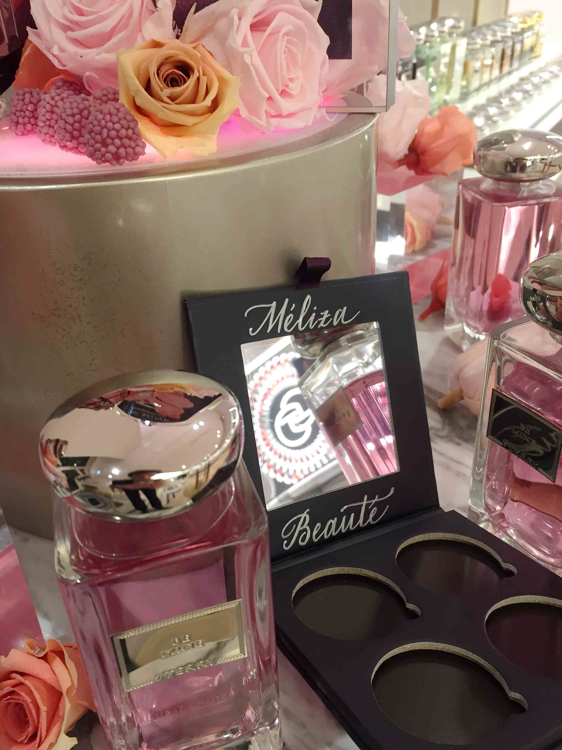 Calligraphie sur coffret By Terry galerie Verot Dodat